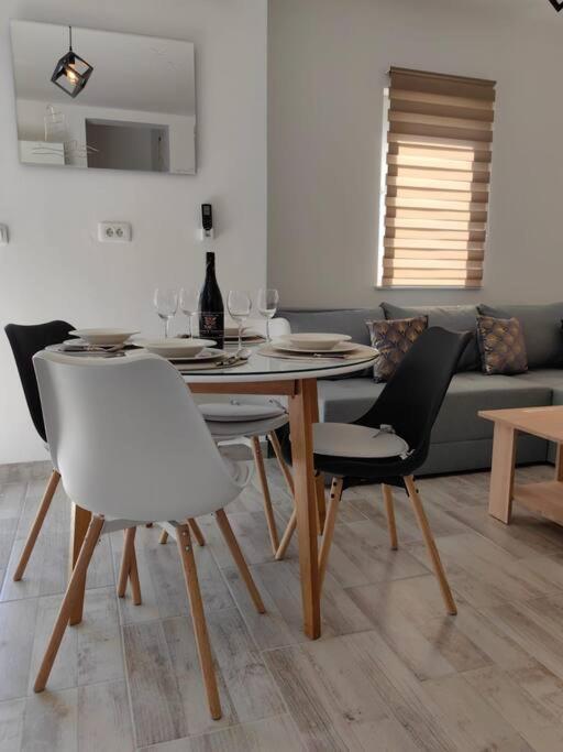Apartment Marija, New 1Bd Apt With Free Parking Split Exterior photo
